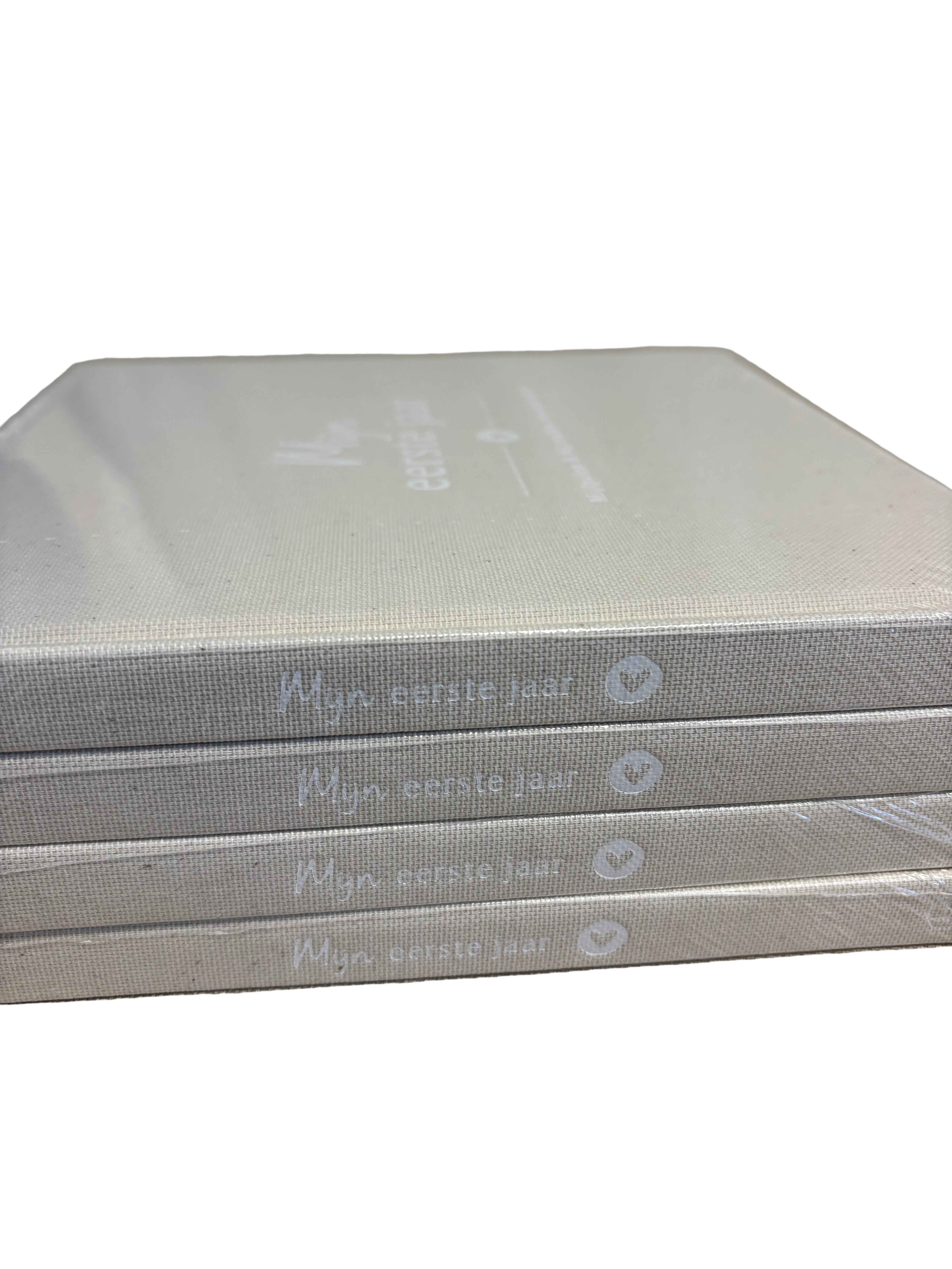 Mijn eerste jaar invulboek.