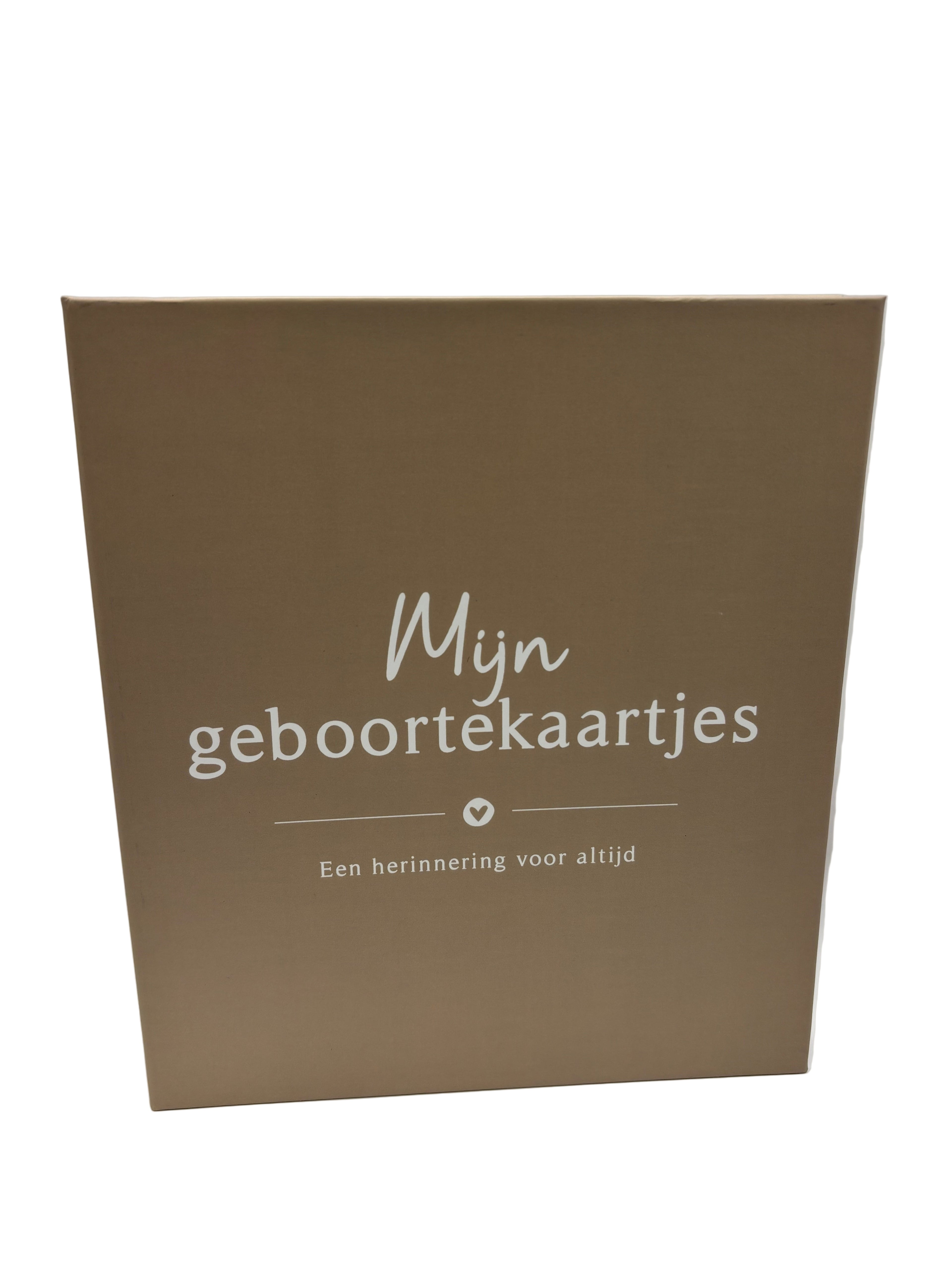 Mijn geboortekaartjes bewaarmap.